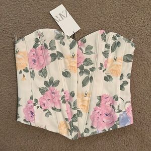 FLORAL CORSET TOP
ONLY ONE - REF. 3400/459